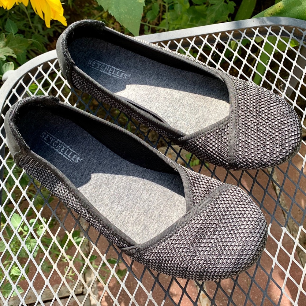 seychelles flats